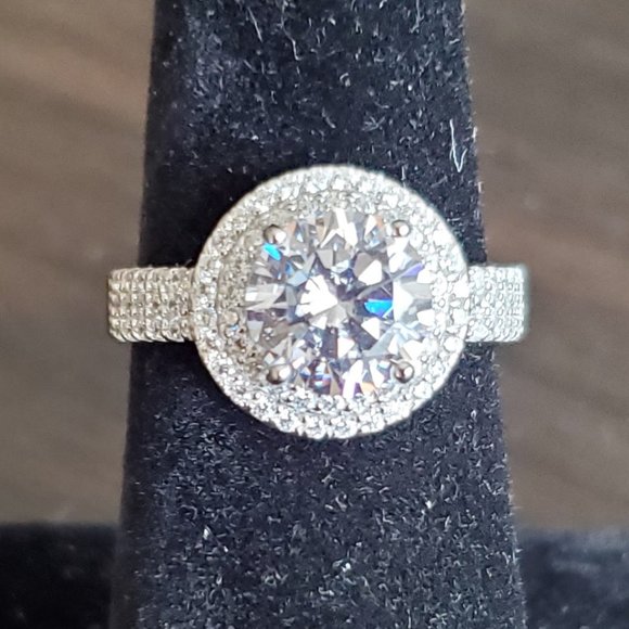 JTV Jewelry - JTV Bella Luce White Diamond Simulant Ring